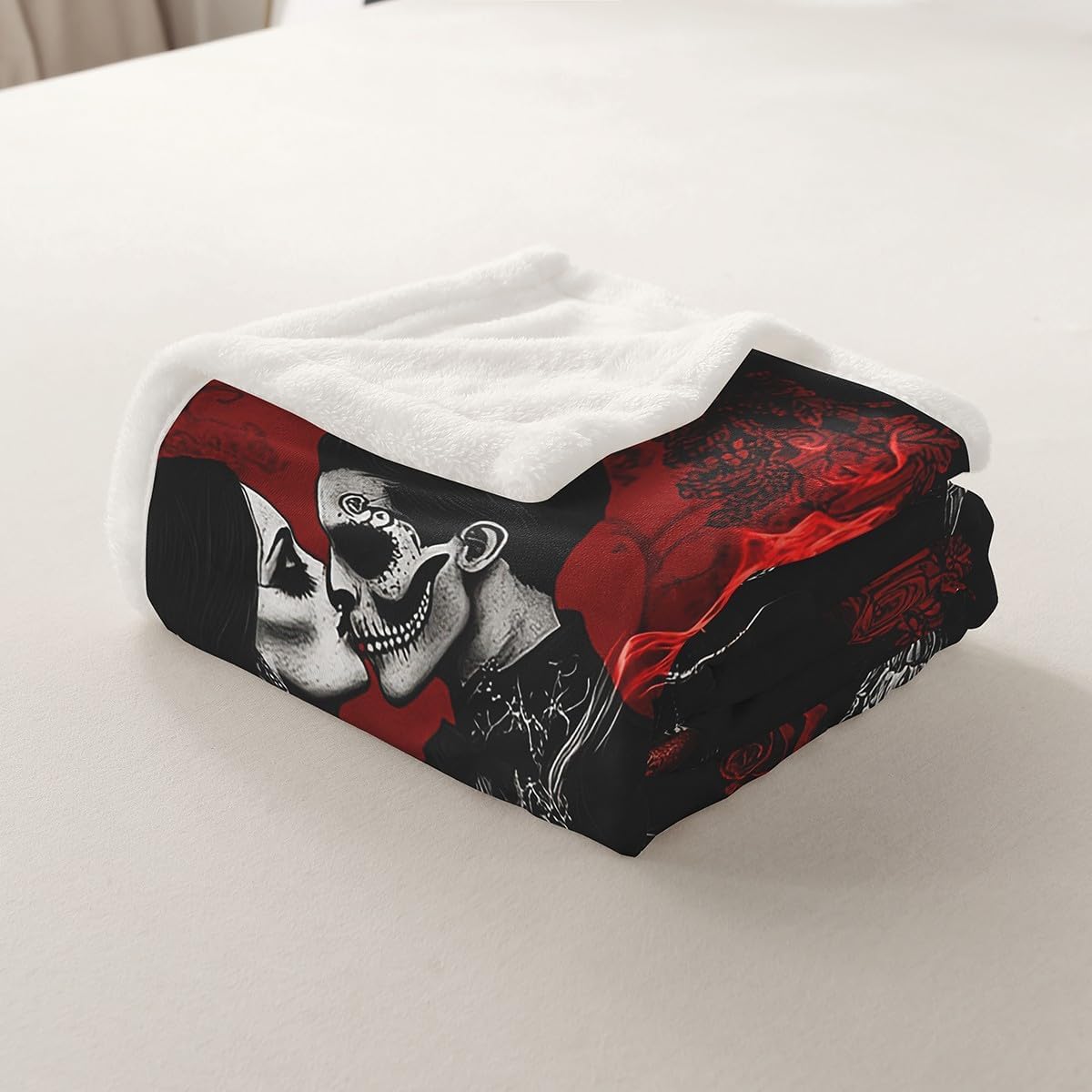 Erosebridal Skull Couple Blanket,Kissing Lovers Skeleton Throw Blanket 40x50,Vintage Rose Flower Fleece Blanket,Gothic Spooky Lover Sherpa Blanket Valentine's Day Fuzzy Blanket