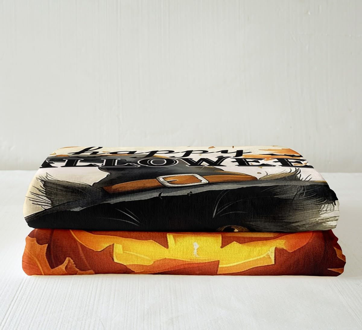 Cute Black Cat Bed Blanket Pumpkin Lantern Throw Blanket Lightweight Soft Cozy Luxury Happy Halloween Fleece Blanket Bat Leaves Flannel Blanket for Sofa Bedroom Office Travel All Season(Twin 60"x80")