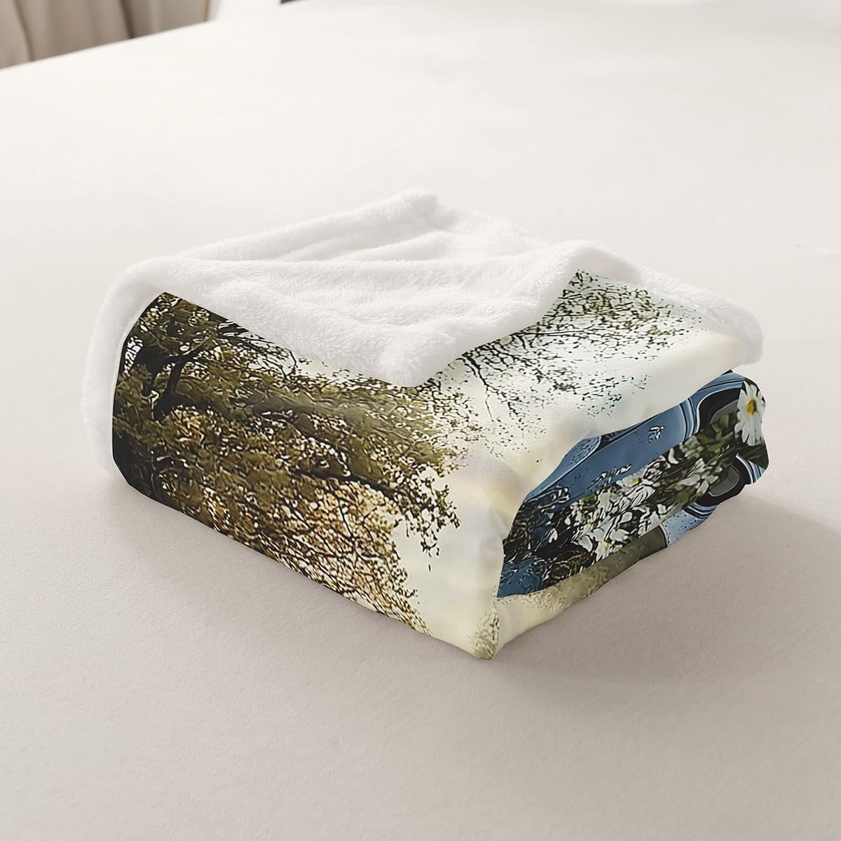 Erosebridal Farmhouse Fleece Blanket Throw 50"x60" Old Barn Sherpa Blanket for Young Teens Country Antique Pickup Truck Blue Car White Flowers Retro Tree Spring Fuzzy Plush Throw