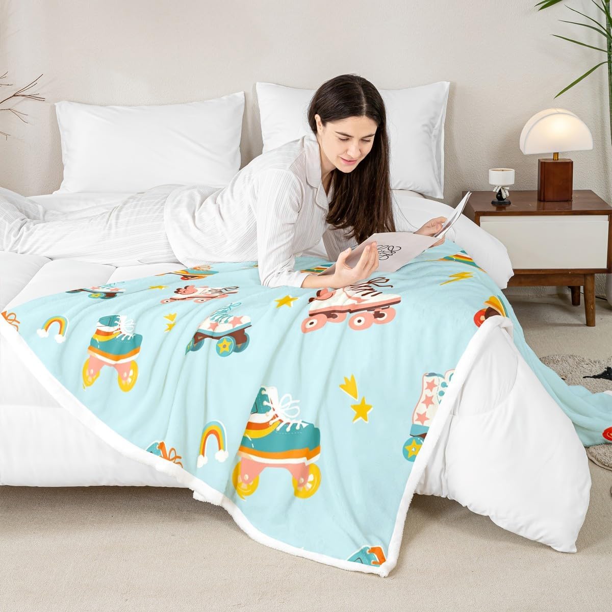 Manfei Skating Kids Throw Blanket,Roller Skates Winter Sports Games Bed Blanket for Boys Girls Adults,Rainbow Light Stars Cartoon Fleece Blanket,Blue Cute Fuzzy Blanket,Throw Size (50 x 60 Inches)