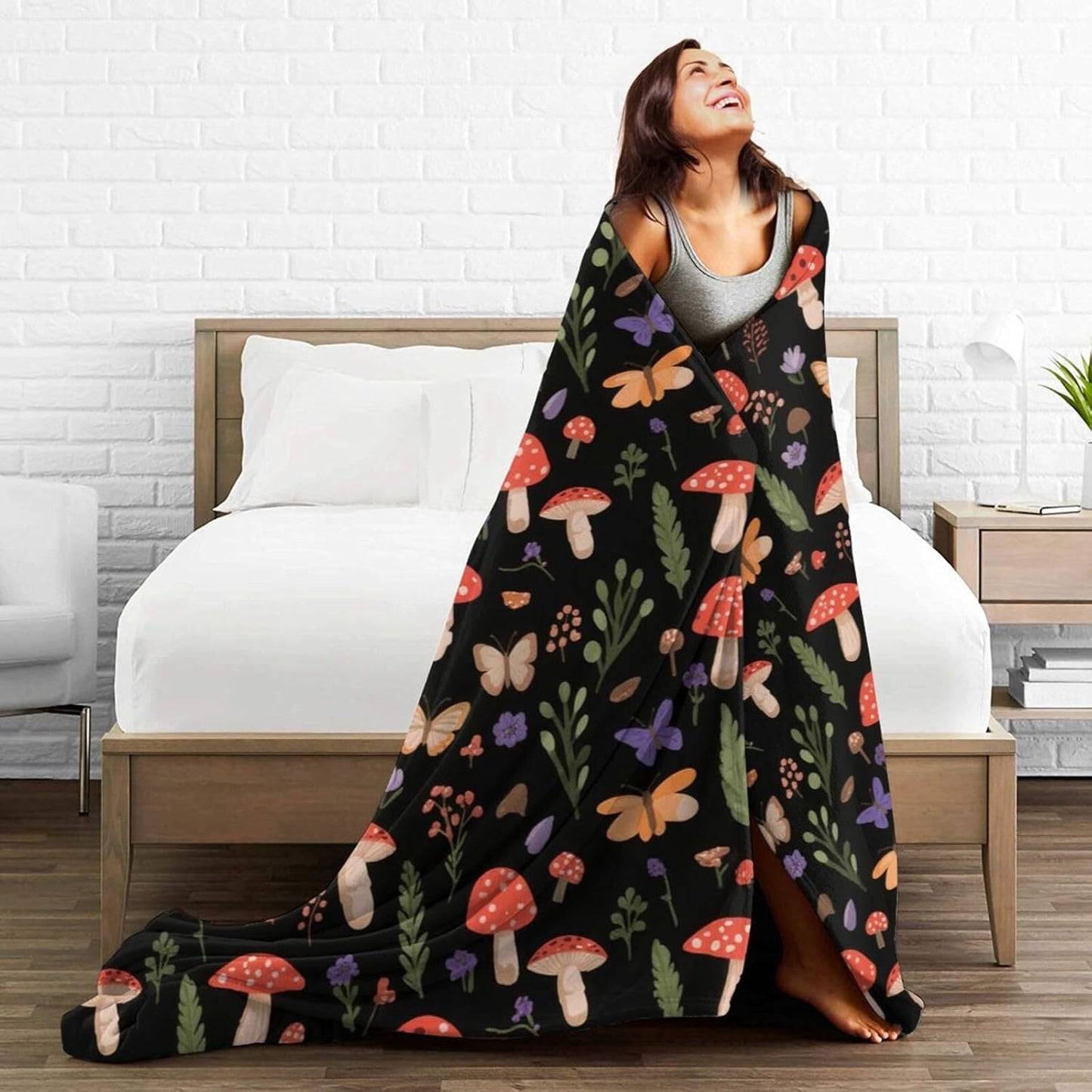 Red Mushroom Throw Blanket - Soft Plush Fleece Bedding Blankets- Cozy Mushroom Stuff Gifts for Women Girls Kids Adults 40"X50"