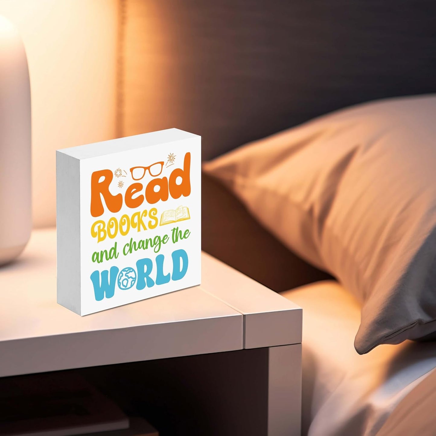 Inspirational Wooden Box Sign, Read Books & Change The World, Motivational Desk Decoration for Bedroom, Classroom, Library, Dorm, Reading Room, Gifts for Back-to-school Season, Birthday. (037)