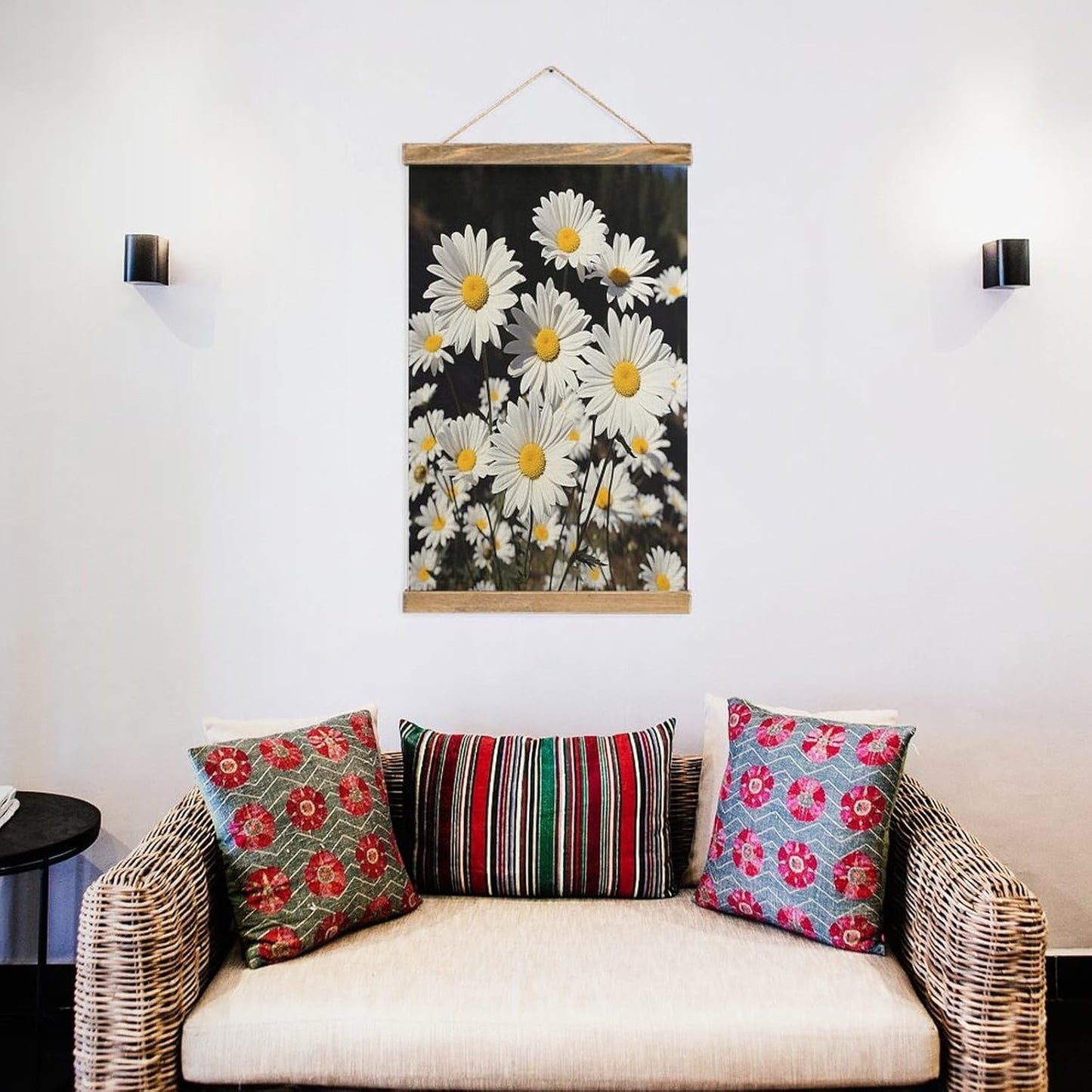 Vintage White Daisy Poster with Wooden Frame Personalized Linen Hanging Scroll Painting Rustic Wall Hanging Illustrative Modern Artwork Decor for Home Living Room Bedroom Office