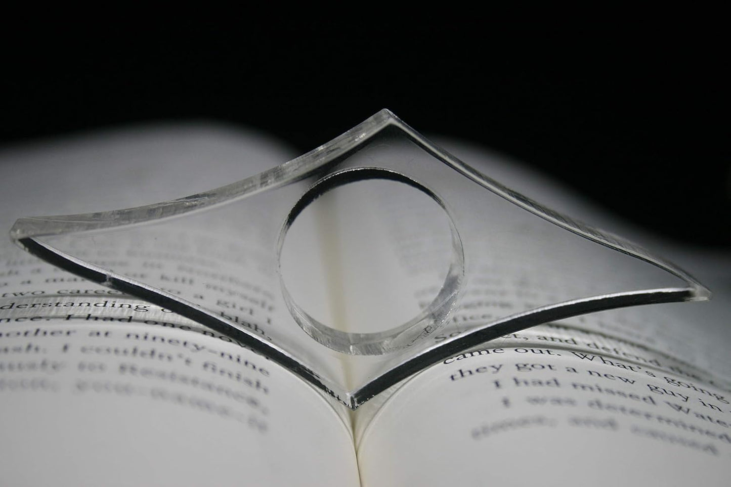Clear Page Spreader (Large - 24 mm) Thumb Ring Page Holder - Transparent Thumb Bookmark - Reading Accessories