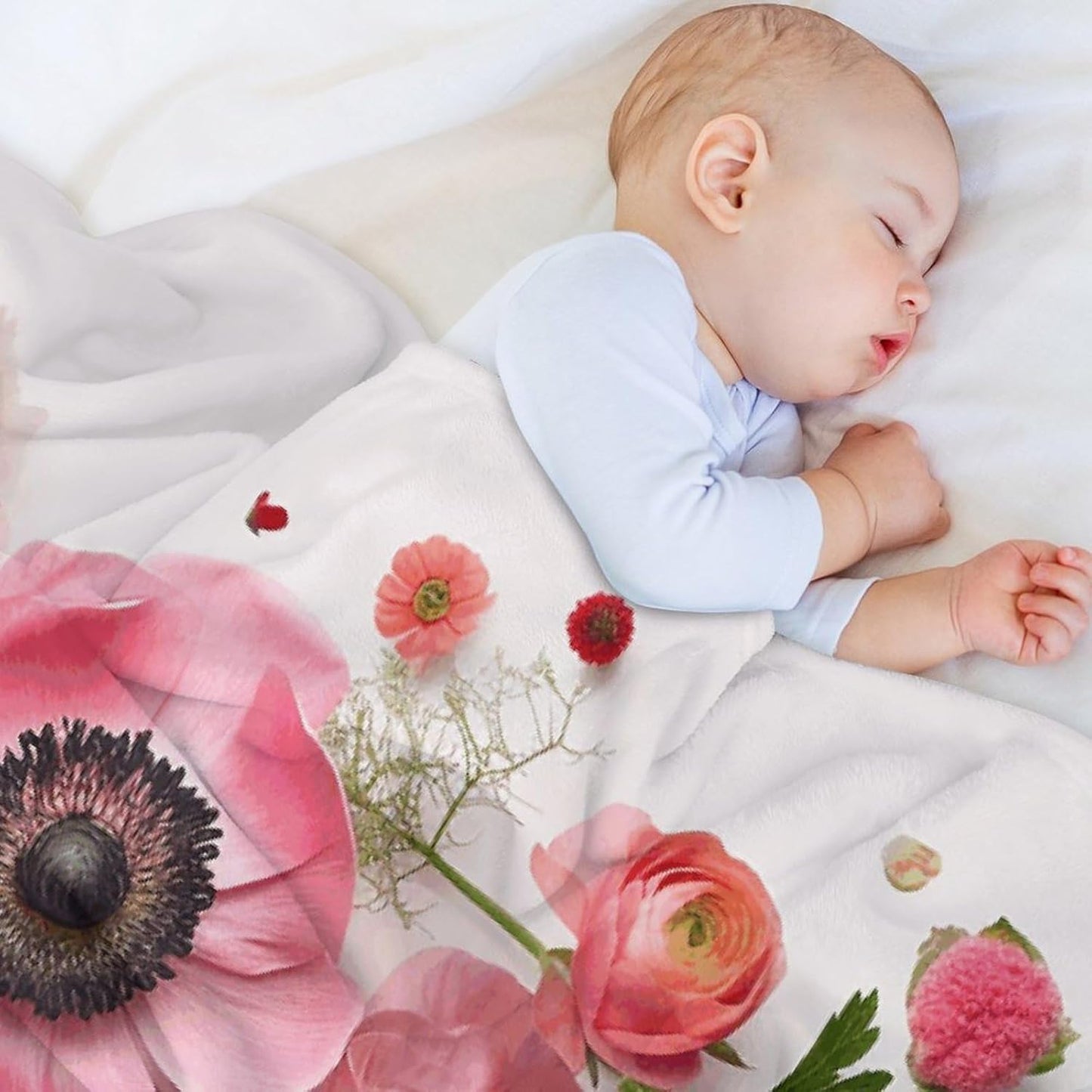 Flowers in A Circle Throw Blanket for Couch Super Soft Warm Lightweight Throw Blankets Cozy Flannel Bed Blanket Cute Decorative Blankets for All Seasons Home Decor Gift 30"*40"(76 * 100cm)