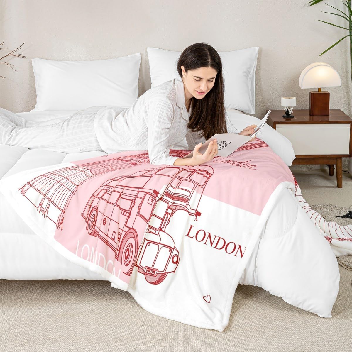 London Kids Throw Blanket,Telephone Booth Big Ben Bus Hand Painted Bed Blanket for Boys Girls Adults,Famous Urban Architecture Fleece Blanket,Romantic Fuzzy Blanket,Throw Size (50 x 60 Inches)