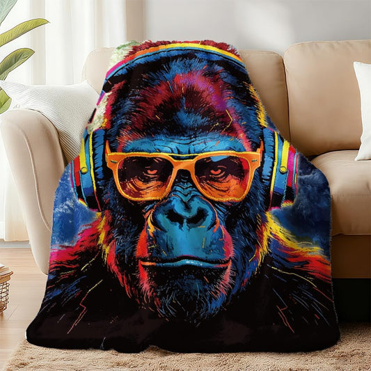 WADORN Cool Gorilla Throw Blanket, Cozy Soft Earth Game Gorilla Throw Blanket Fuzzy 500GSM Flannel Fleece Blankets Plush Funny Monkey Lover Gifts for Office Living Room Sofa Bed Couch Chairs, 59x51“