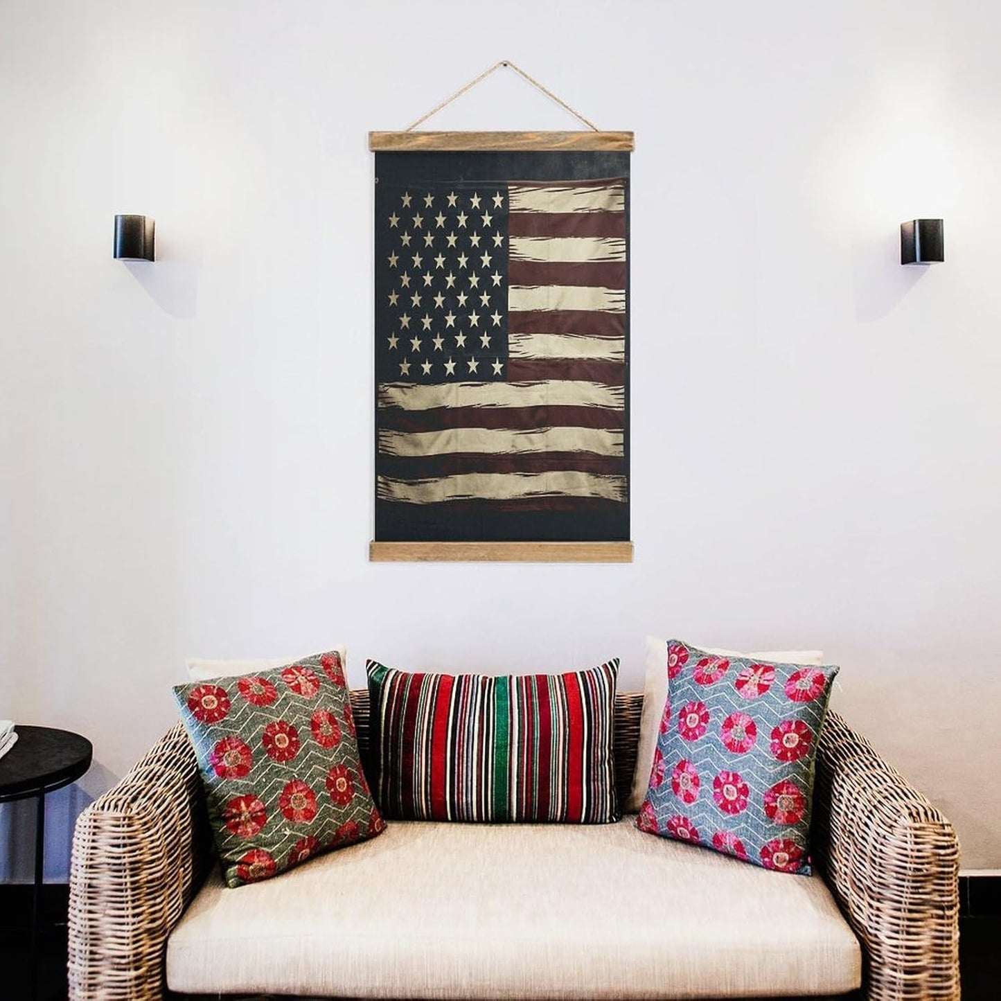 Vintage American Flag Poster with Wooden Frame Personalized Linen Hanging Scroll Painting Rustic Wall Hanging Illustrative Modern Artwork Decor for Home Living Room Bedroom Office