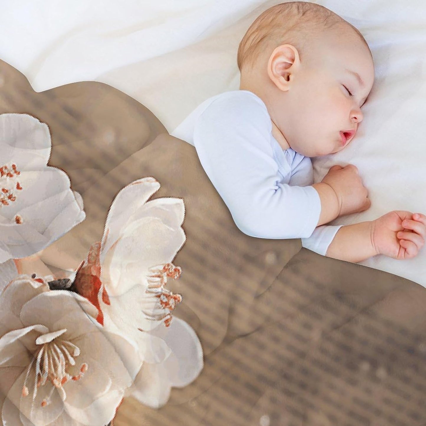 A Peach Blossom Throw Blanket for Couch Super Soft Warm Lightweight Throw Blankets Cozy Flannel Bed Blanket Cute Decorative Blankets for All Seasons Home Decor Gift 60"*80"(150 * 200cm)