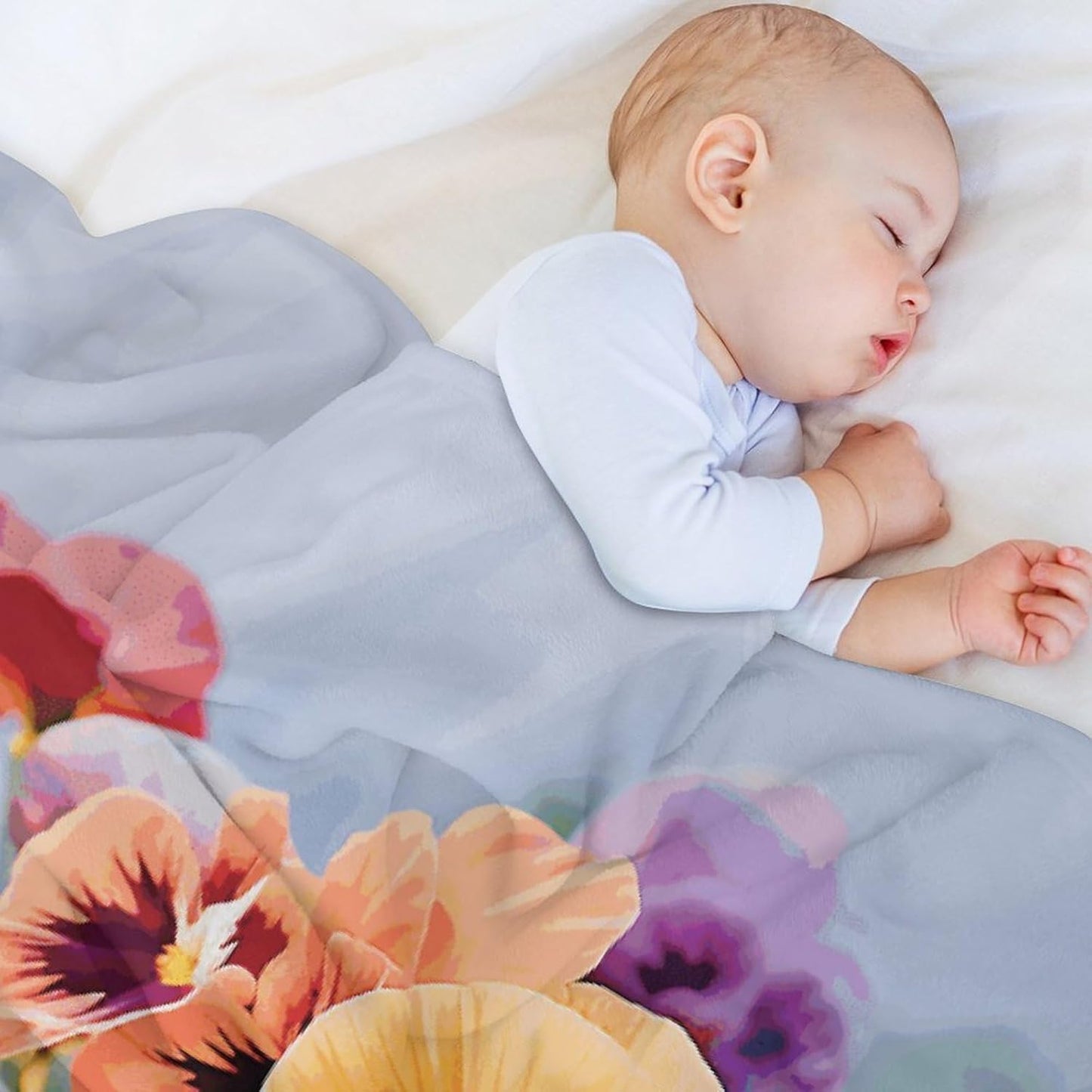 Pansy Flowers Throw Blanket for Couch Super Soft Warm Lightweight Throw Blankets Cozy Flannel Bed Blanket Cute Decorative Blankets for All Seasons Home Decor Gift 30"*40"(76 * 100cm)