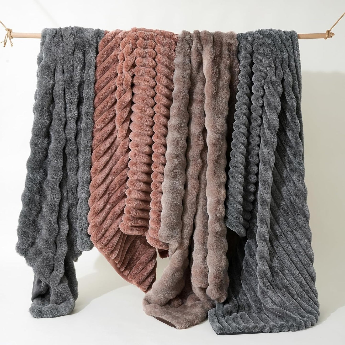 Amélie Home Faux Fur Throw Blanket for Couch, Ultra Cozy Fuzzy Fluffy Fur Luxurious Soft Striped Plush Gift Blankets for Family Sofa Chair Bedroom, 55"x70", Cationic Fox Pink Brown