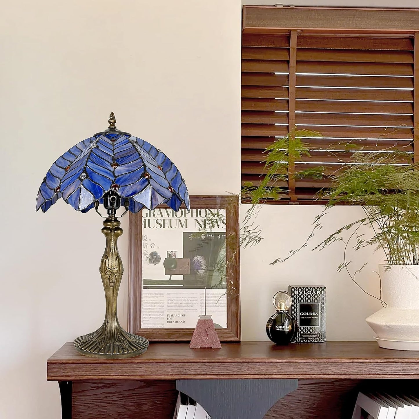 Tiffany Style Lamp, Blue Purple Stained Glass Coconut Leaf Table Lamp, Vintage Accent Reading Light Decor Bedroom Living Room Home Office W12H19 Inch