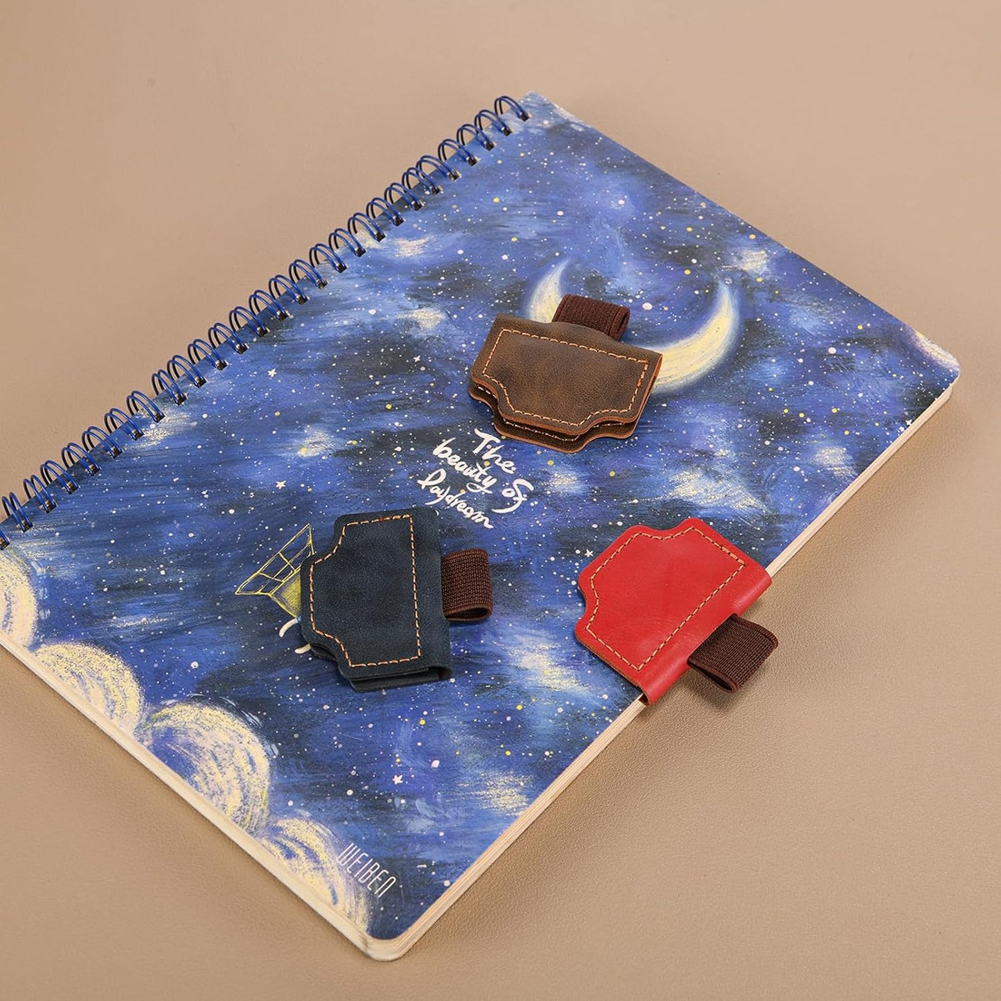 3PCS Magnetic Bookmarks with Pen Holder, Leather Pen Holder Bookmark for Readers,Best Gift for Book Lovers, Convenient Reading Accessories.