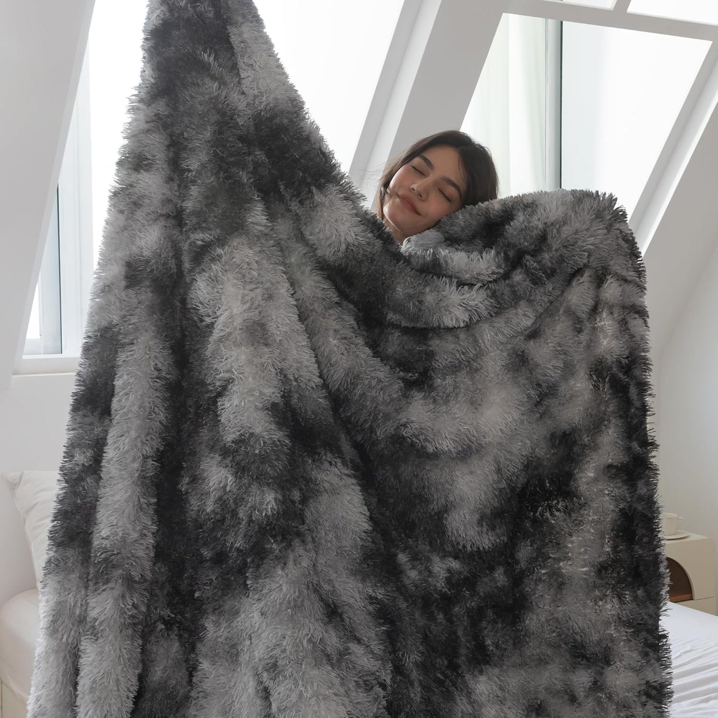 COOVA Ultra Soft Faux Fur Throw Blanket – Fuzzy Fluffy Cozy Microfiber Blankets, Warm Thick Plush Sherpa Fleece Throw Blanket for Couch,Bed,Sofa,Ideal Gift for Women.(Tie Dye Grey, 50"x60")