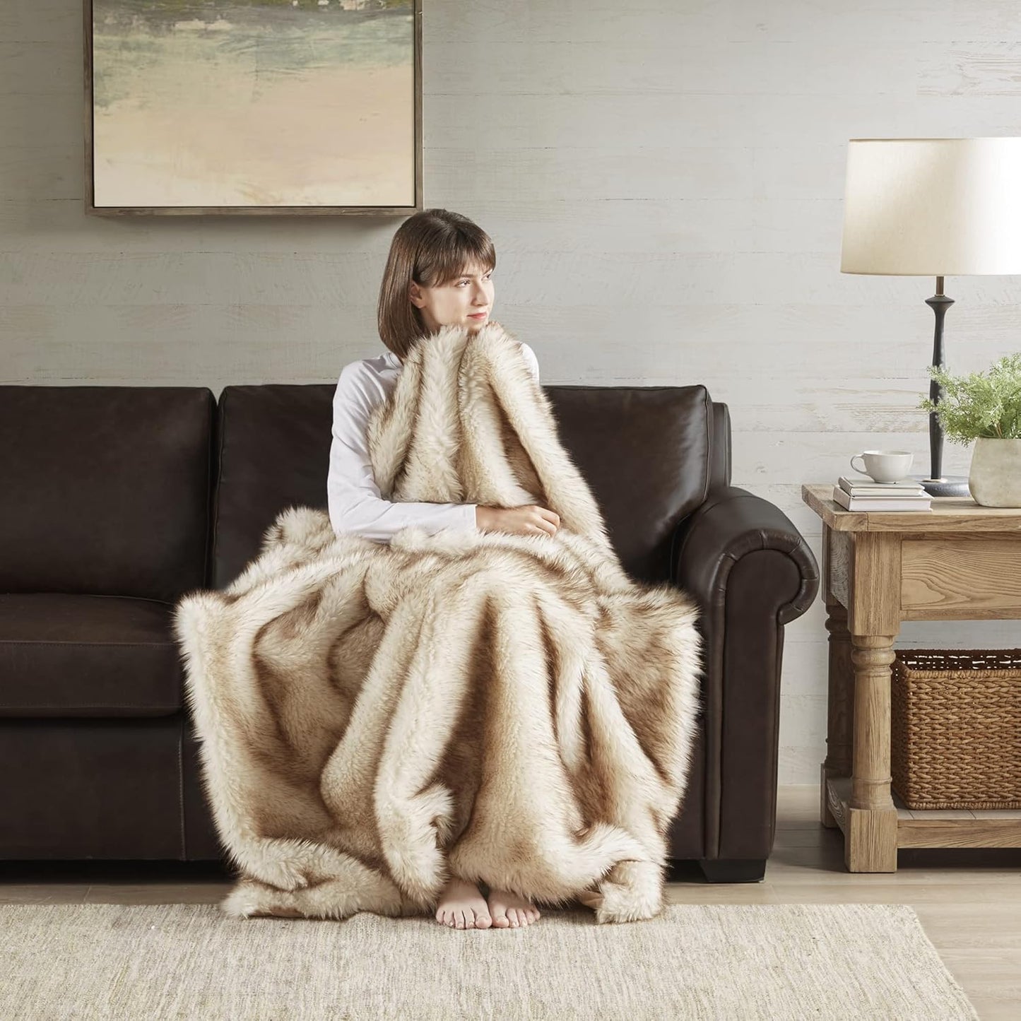 Hyde Lane Faux Fur Throw Blanket - Ultra Long Pile, Luxury Fluffy Fox Golden with Brown Tipped Throws for Couch Sofa Decoration, Fuzzy Plush Blankets for Women, 50x60