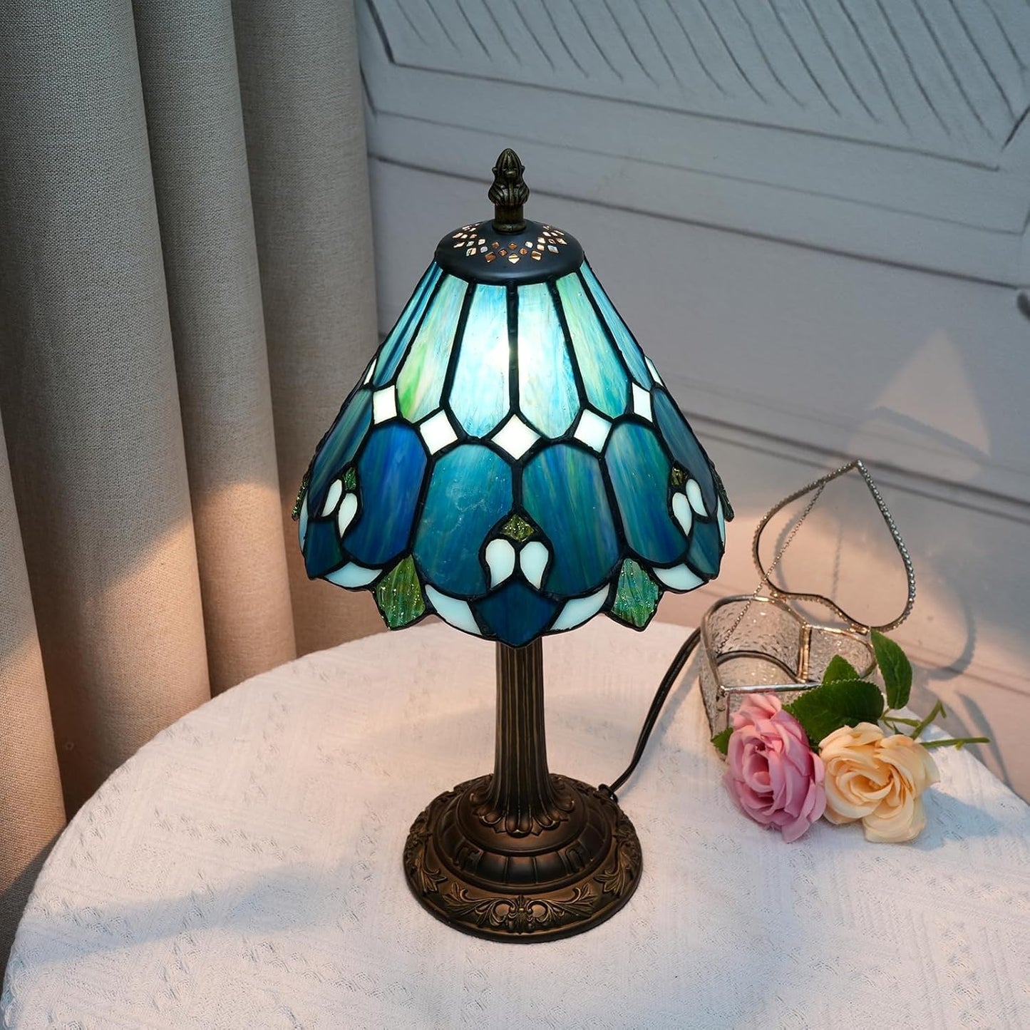 Tiffany Lamp Bedside Table Lamp-Nightstand,Stained Glass Lamp for Bedroom Dorm Living Kitchen, Aesthetic Cute Home Decor Gift (OFU1158)
