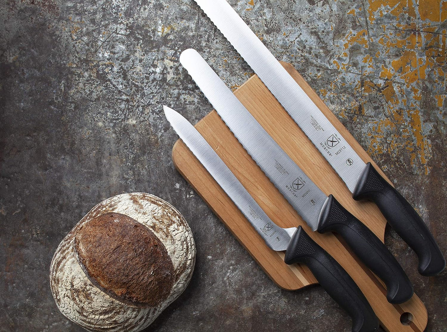 Mercer Culinary M23210 Millennia Black Handle, 10-Inch Wide Wavy Edge, Bread Knife