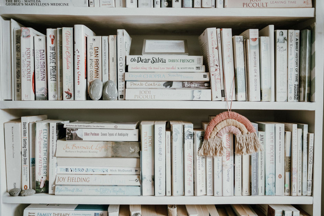 Best Way to Organize Your Books: Cozy Shelving Ideas 2026