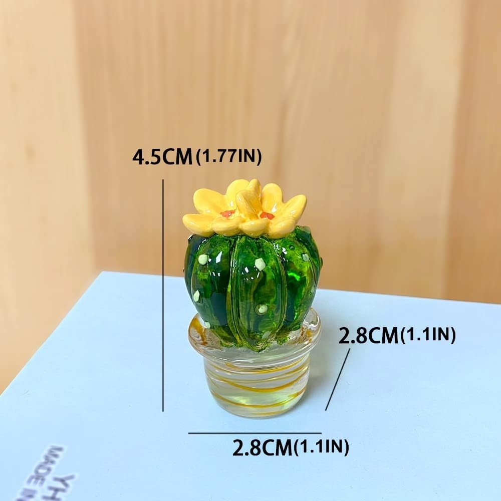 4PCS Handmade Mini Resin Cactus Cute Miniature Cacti Figurines Home Office Desk Tabletop Simulation Plants Decorations Car Interior Dashboard Ornaments