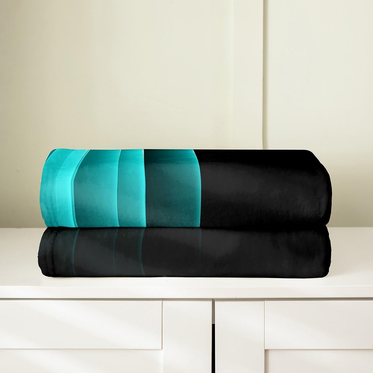 Feelyou Purple Teal and Black Geometric Ombre Fleece Throw Blanket Twin 60"x80" Boys Abstract Striped Flannel Blanket for Kids Women Men Ultra Soft Lightning Plush Blanket Fuzzy Blanket