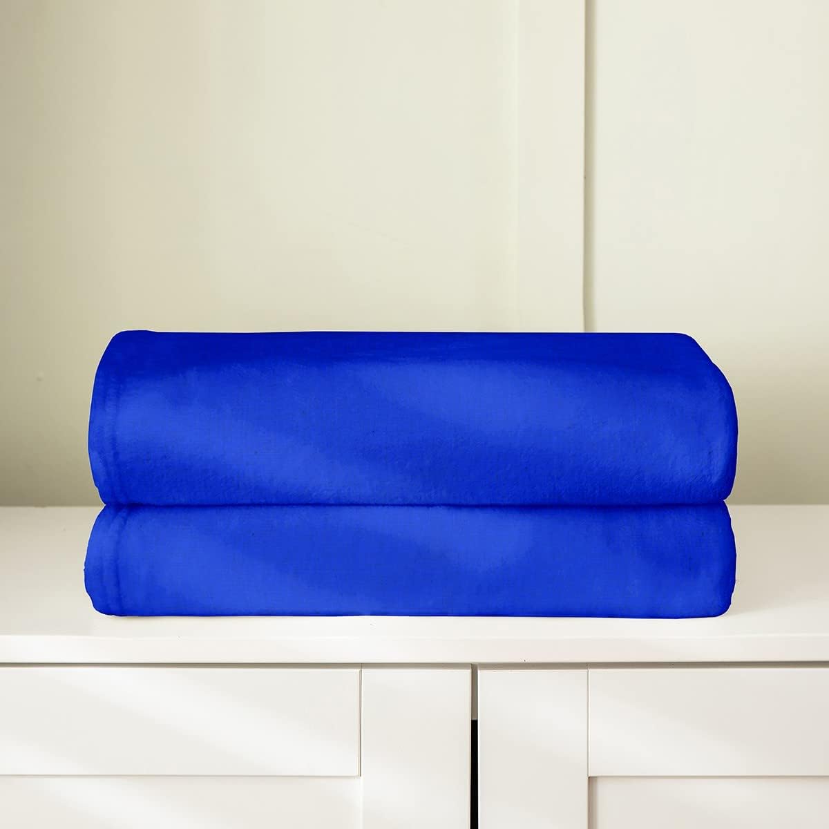 Erosebridal Royal Blue Fuzzy Blanket Twin, Solid Color Sherpa Blanket for Adult Women Men, Ultra-Soft Polyester Throw Blanket, Pure Simple Style Fleece Blanket for Bed Sofa Couch,