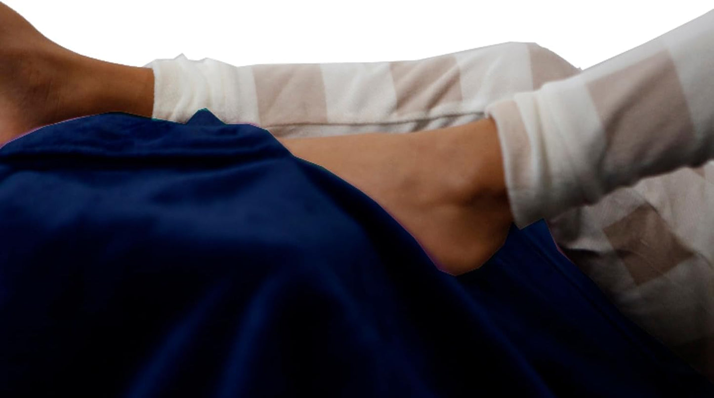 CozyCozzz – The Ultimate Comfort Blanket for Kids with Hand & Foot Pockets