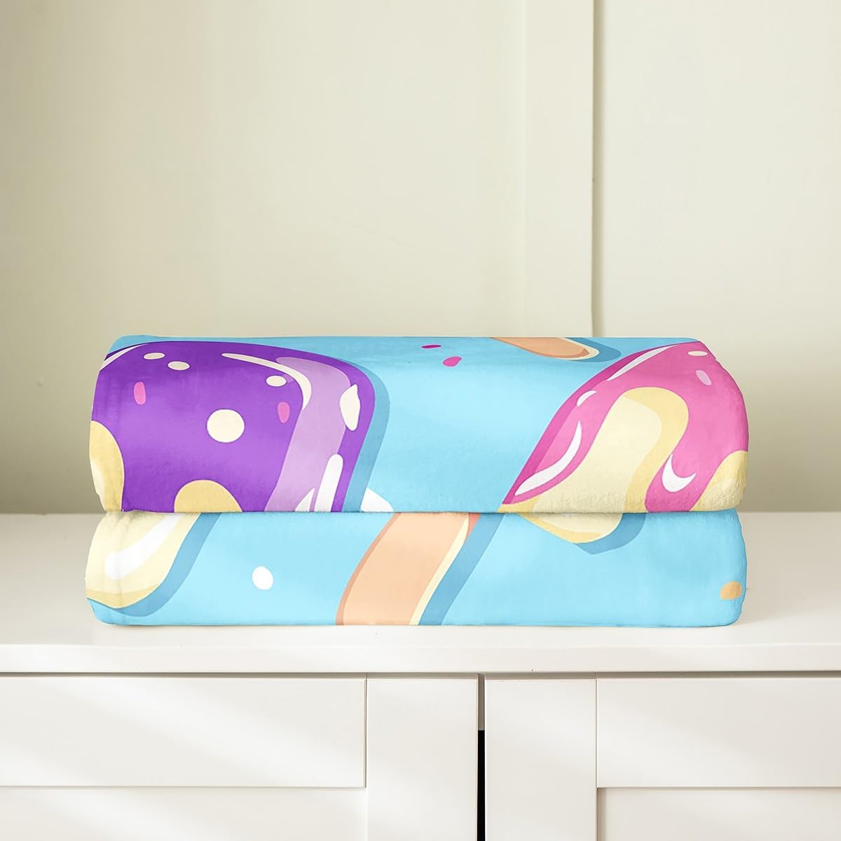 Erosebridal Blue Summer Blanket Queen 90x90, Ice-Cream Confetti Throw Blanket, Kawaii Theme Soft Lightweight Fleece Blanket, Cartoon Cute All Season Sherpa Blanket for Sofa Bed Couch
