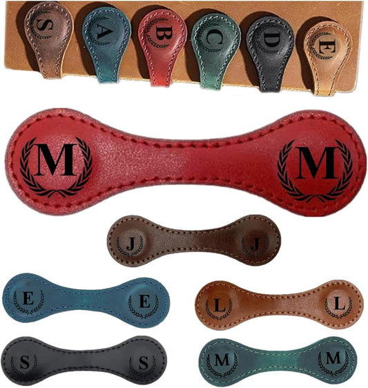 Personalized Magnetic Leather Bookmark, 26 Letters Customized Initial Book Markers Multi Functional Cute Book Mark Meaningful Gift for Wonmen Teachers, Book Lovers (M, Red)