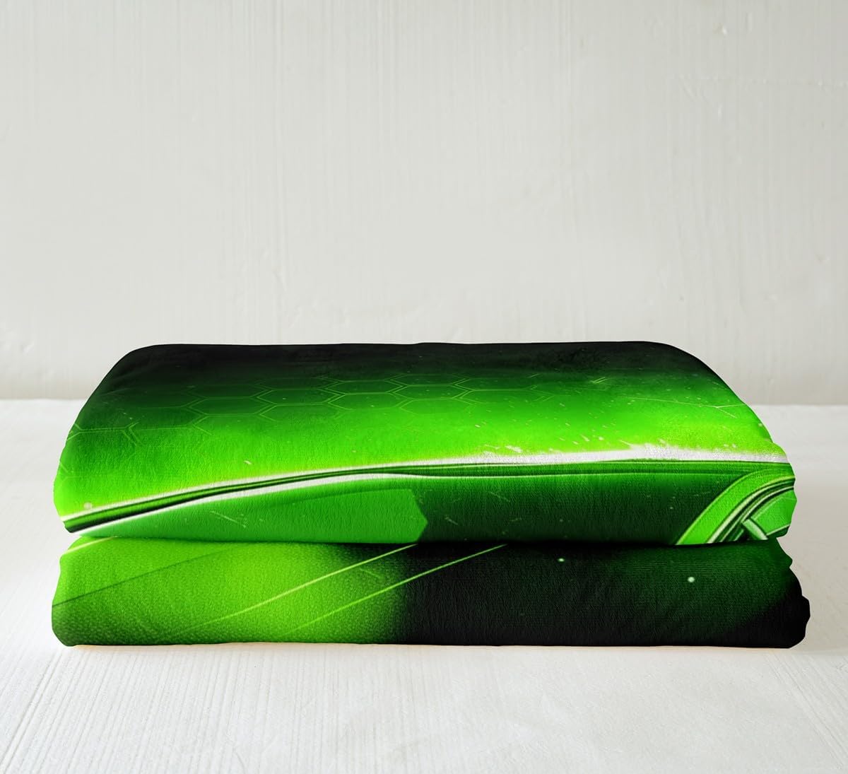Feelyou Kids Boys Race Car Fleece Throw Blanket Green Sports Car Sherpa Blanket for Kids Teens Boys Girls Extreme Sports Theme Plush Blanket Speed Luxury Car Fuzzy Blanket for Sofa Bed Couch 60"x80"