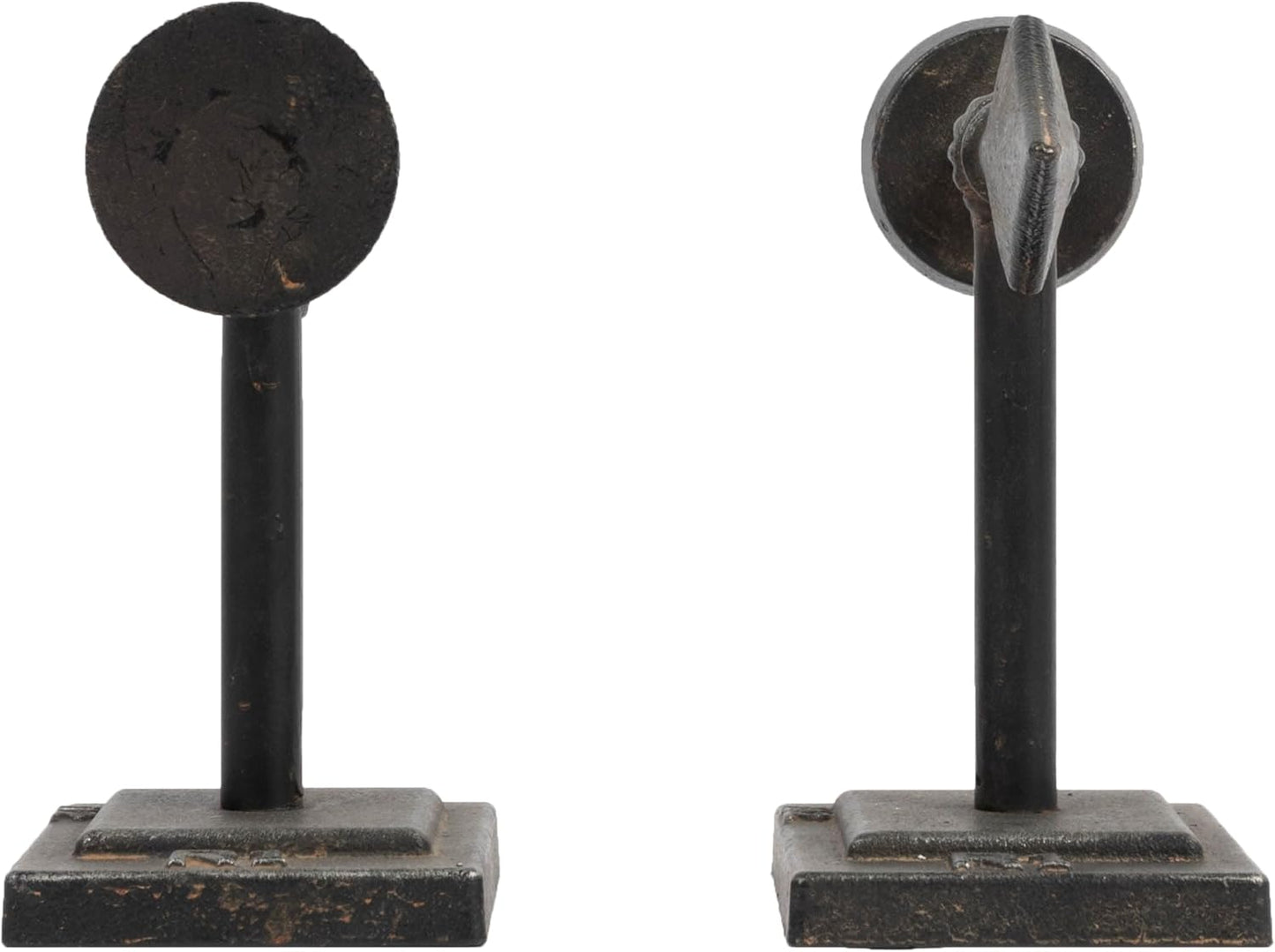 Creative Co-Op Bronze Arrow Shaped Cast Iron Bookends (Set of 2 Pieces)