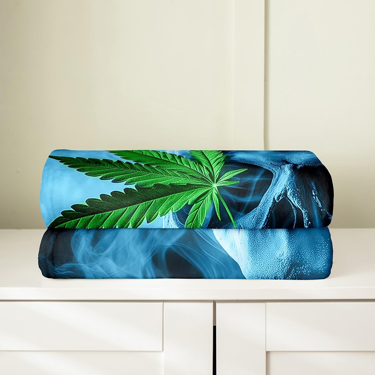 Sugar Skull Flannel Fleece Throw Blanket,Marijuana Weed Leaf All Season Bed Blanket Fuzzy Blanket For Bed Sofa Couch,Cannabis Leaves Botanical Plants Print Bedroom Decor Plush Blanket Twin 60"x80"