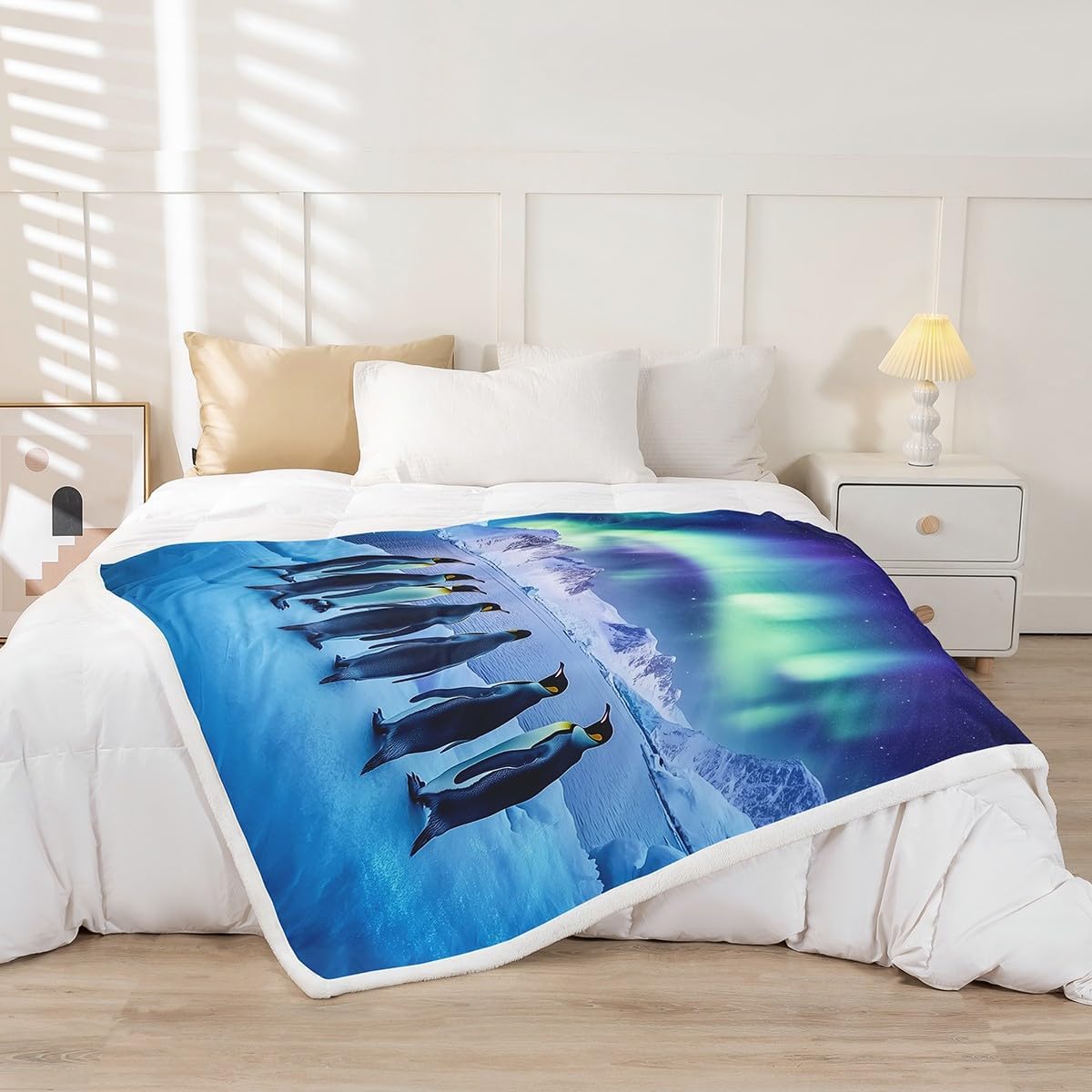 Feelyou Penguins Fleece Throw Blanket Twin 60"x80" Aurora Plush Blanket Cartoon Penguin Sherpa Blanket Ocean Blue Fuzzy Blanket Room Decor Small Animall Flannal Blanket