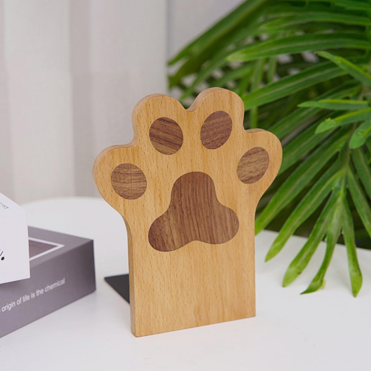 PRETYZOOM 2pcs Solid Beech Wood Bookends with Cat Paw Design, Desktop Book Support for Students, Office Accessory and File Organizer, Non-Slip Book Stoppers for Home and Study Desk