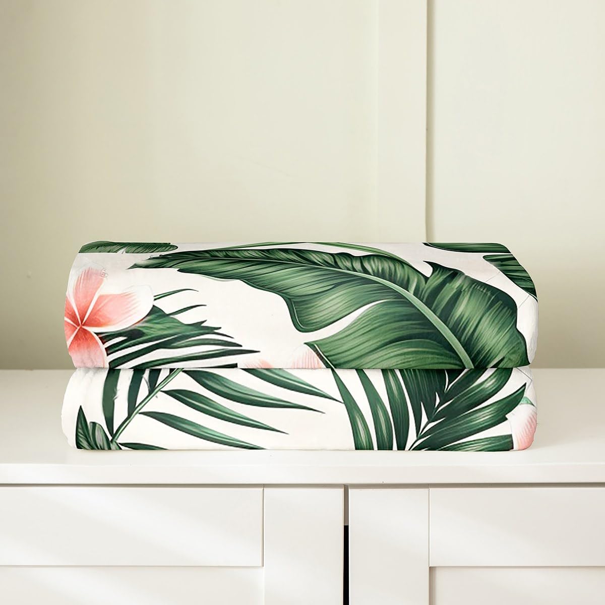 Feelyou Tropical Palm Leaves All Season Bed Blanket Nature Theme Floral Flower Leaf Pattern Flannel Fleece Throw Blanket for Sofa Couch Botanical Leaf Green Fuzzy Blanket Queen 90"x90"