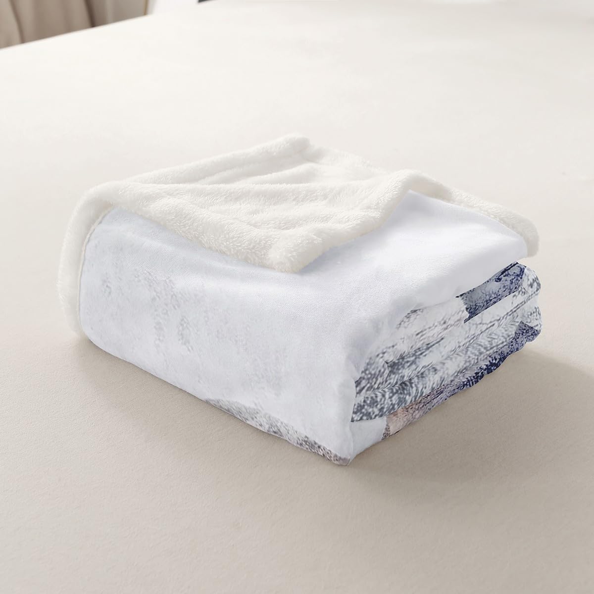 Feelyou Cute Buffalo Sherpa Blanket 40"x50" Wild American Bison Fleece Throw Blanket 3D Wild Animal Wildlife Snowfield Forest Winter Plush Blanket for Bed Sofa Couch Room Decor White Fuzzy Blanket