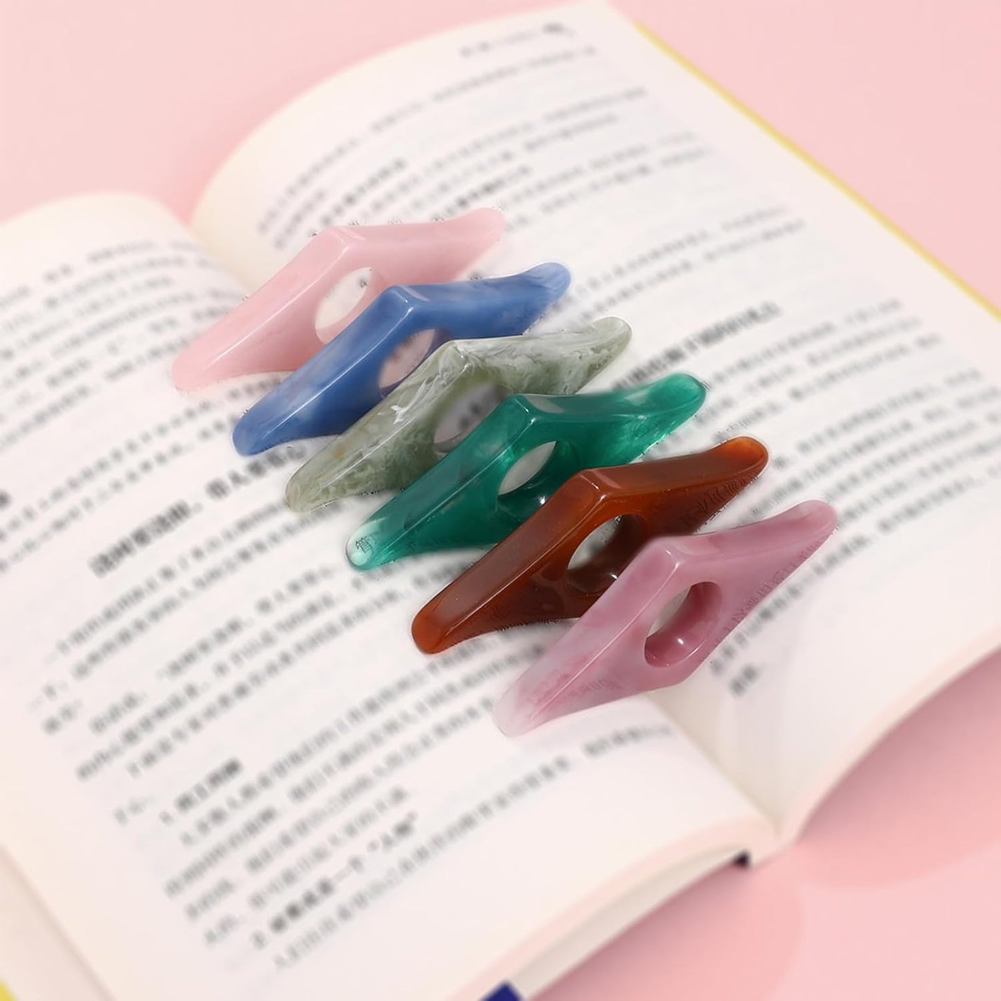 Thumb Page Holder for Reading 2Pack, Energy Pattern Thumb Bookmark, Book Opener Holder, Book Finger Page Holder, Book Accessories for Reading Lovers(Blue and Green）
