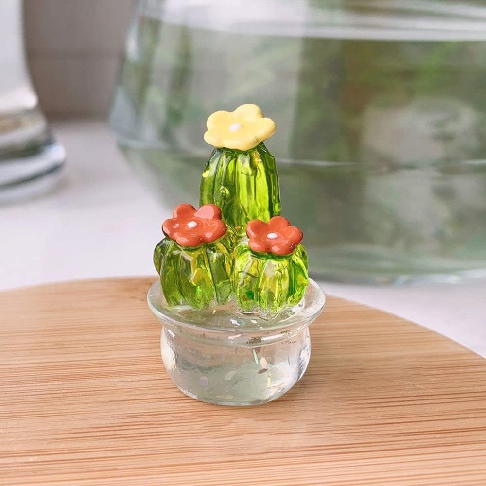 4Pcs Mini Cactus Figurines Ornaments Desktop Craft Car Inner Ornaments Adornment Cute Miniature Plant for Home Office Decoration(4Pcs/Set)