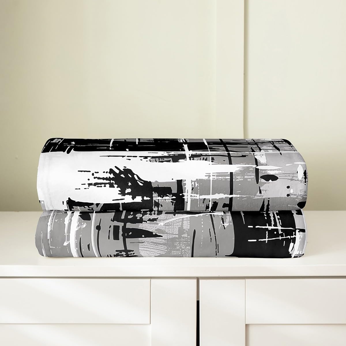 Abstract Fleece Blanket,Black and Gray White Hippie Graffiti Paint Throw Blanket for Sofa Adults,Modern Artistic Brush Smear Soft Blanket Bed Couch,Queen (90 x 90 Inches)