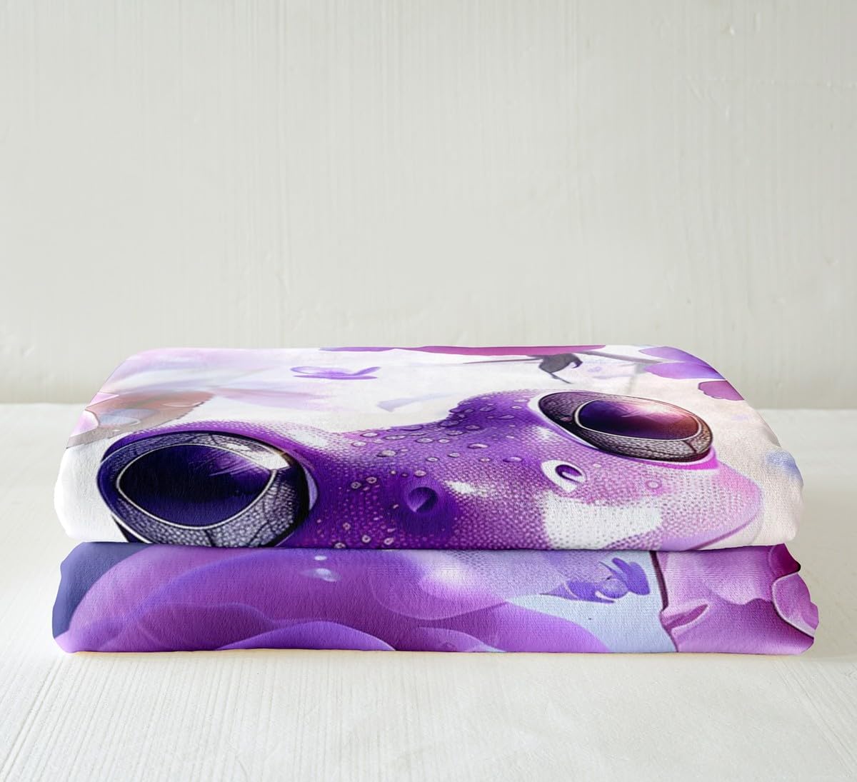 Manfei Cute Frog Kids Throw Blanket Purple Flower Frog Blanket for Couch Sofa, Cartoon Wildlife Floral Bed Blanket for Girls Adults Room Decor, Soft and Breathable Fleece Blanket(60 x 80 Inches)