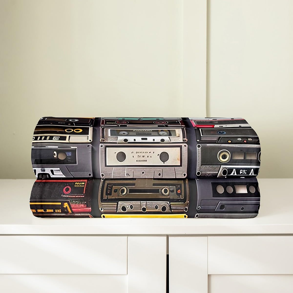 Erosebridal Vintage Radios Fleece Blanket Retro Music Tape Printed Throw Blanket Cassette Music Playback Record Blanket for Kids Boys Girls Teens Hip Hop Fuzzy Blanket,Twin 60x80