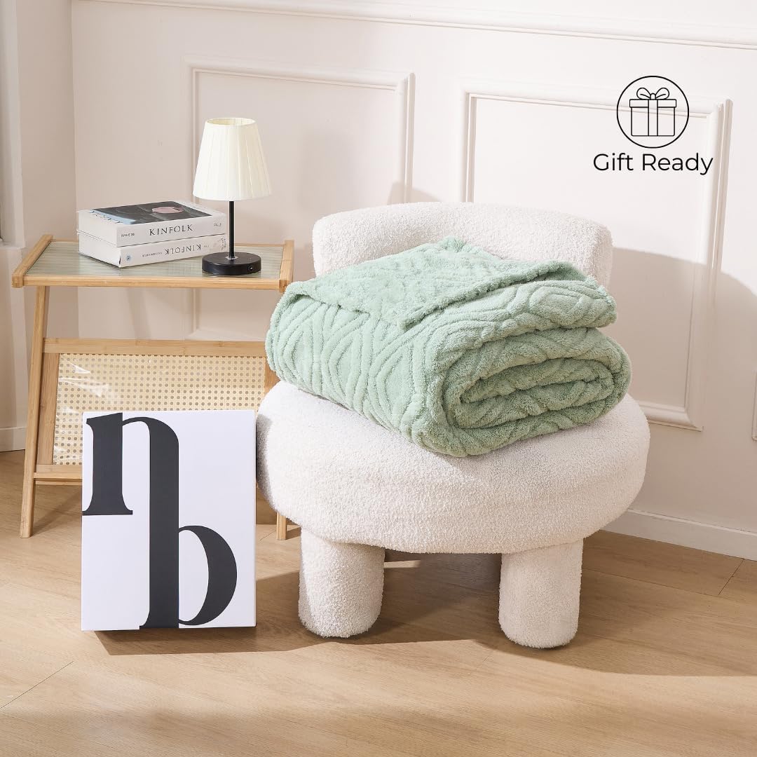 The Seacliff Blanket Twin Size 60x80, Palm Sage Green – Lightweight Soft Fleece Blanket for Couch or Bed, Breathable All Season, Coastal Wave Texture
