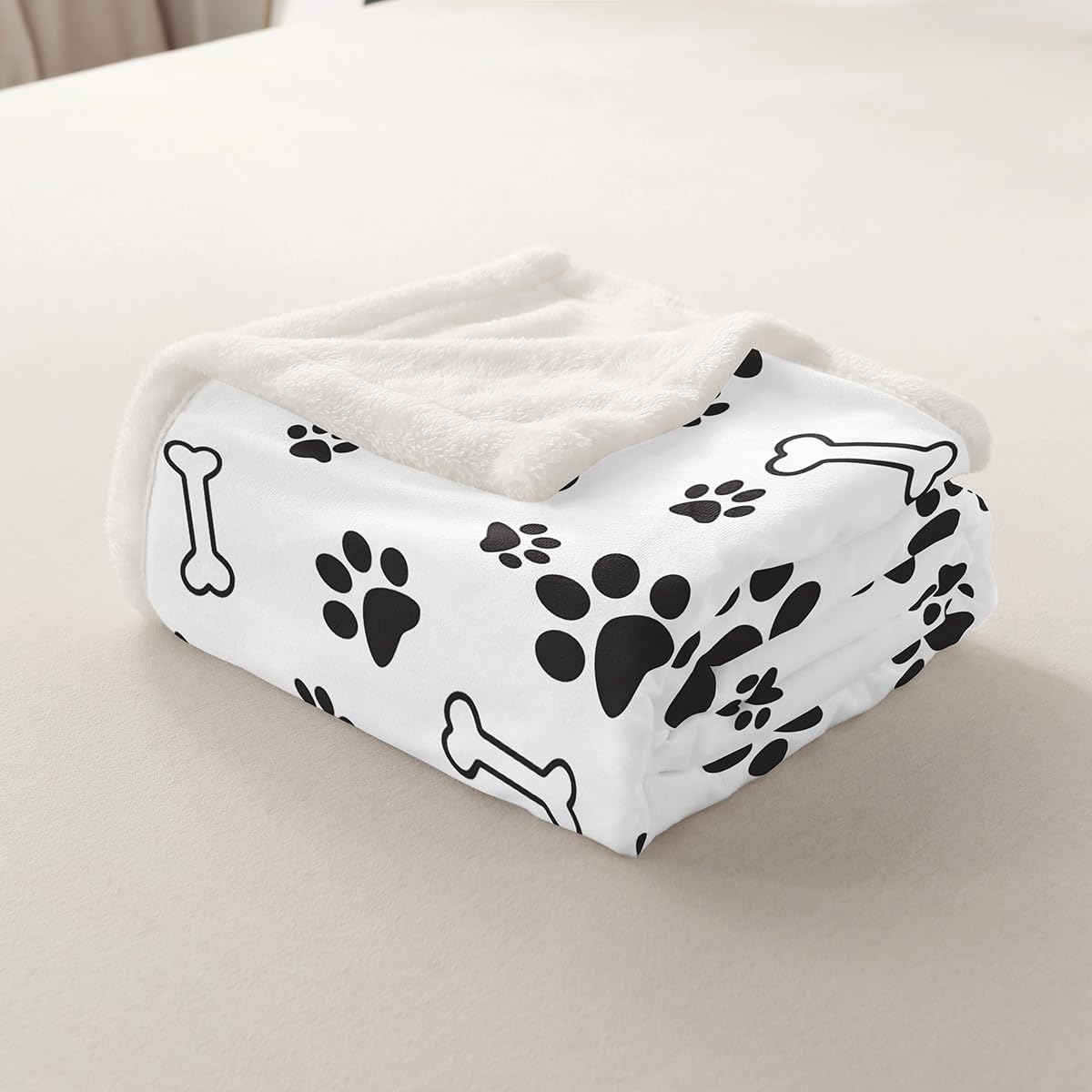 Castle Fairy Dog Paw Print Fleece Throw Blanket Super Soft Cozy Puppy Bone Sherpa Blanket for Kids Women Adults Black White Plush Blanket Dog Footprints Fuzzy Blanket for Sofa Bed Couch(30x40 Inches)