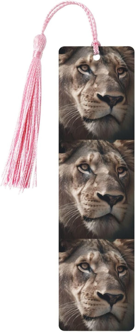 Lion's Focused Expression Bookmarks Gifts for Women Men, Wooden Bookmarks for Book Lovers, Vintage Book Marks Ornaments with Tassel, Unique Personalized Reading Page Markers Pink