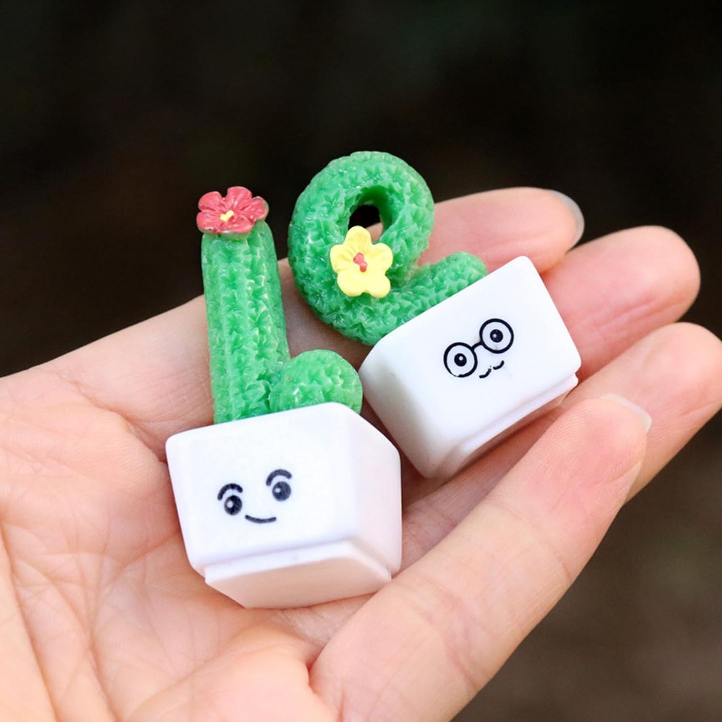 4-Pack Mini Cactus Car Dashboard Decorations - Love Resin Cactus Ornaments Car Dashboard Accessories for Car, Home, Office, Table, Mantel, Shelf