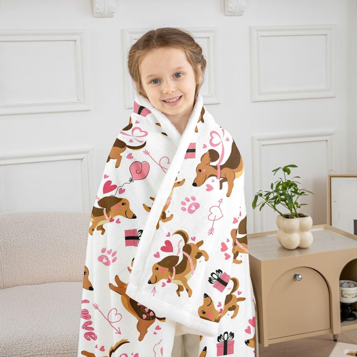 Manfei Happy Valentine's Day Kids Throw Blanket,Star Love Heart Dog Paw Romantic Bed Blanket,Dachshund Pet Animal Girls Boys Sofa Decor,Brown Pink Fuzzy Blanket,Throw Size (50 x 60 Inches)