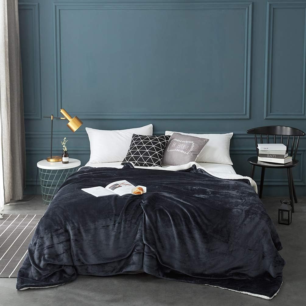 LBRO2M Sherpa Fleece Bed Blanket Twin Size Super Soft Fuzzy Plush Warm Cozy Fluffy Microfiber Couch Throw Velvet Double Reversible Luxurious Blankets,Dark Grey