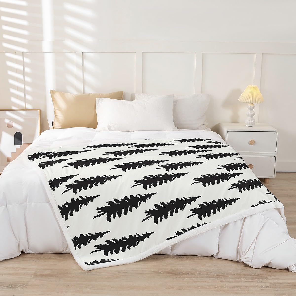 Christmas Pine Trees Print Decor Throw Blanket Black Plant White Hand Sketch Graffiti Bed Throws for Adult Bed Chair Sofa,Soft Lightweight Polyester Fleece Blanket, Throw Size (50 x 60 Inches)