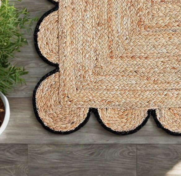 Scalloped Jute Area Rug – 2x3 Ft Natural Handwoven Rug with Black Trim – Farmhouse Boho Entryway Accent Rug Indoor Rectangular Braided Rug for Living Room Thanksgiving Christmas