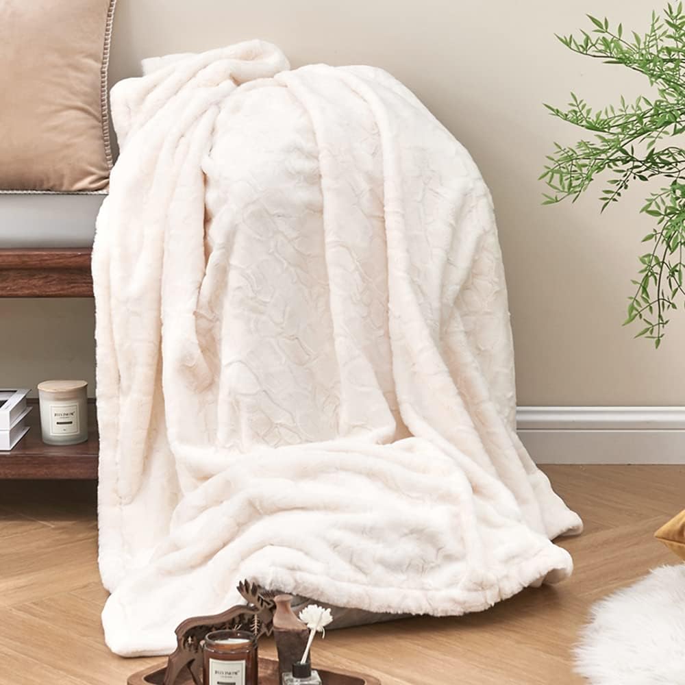 Krifey Faux Fur Throw Blanket, Super Soft Cozy Blanket, Luxury Fluffy Blanket Warm Bed Throw, Plush for Women, Ivory 50" x 60"