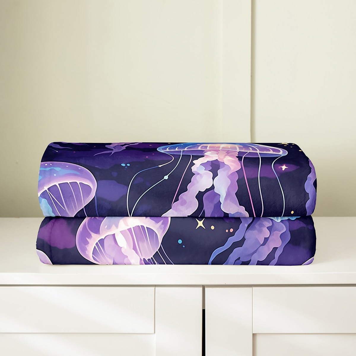 Feelyou Jellyfish Plush Throw Blanket Throw 50"x60" Bright Purple Flannel Fleece Blanket for Sofa Couch Ocean All Season Bed Blanket Sea Creature Underwater World Room Decor Aquatic Animal